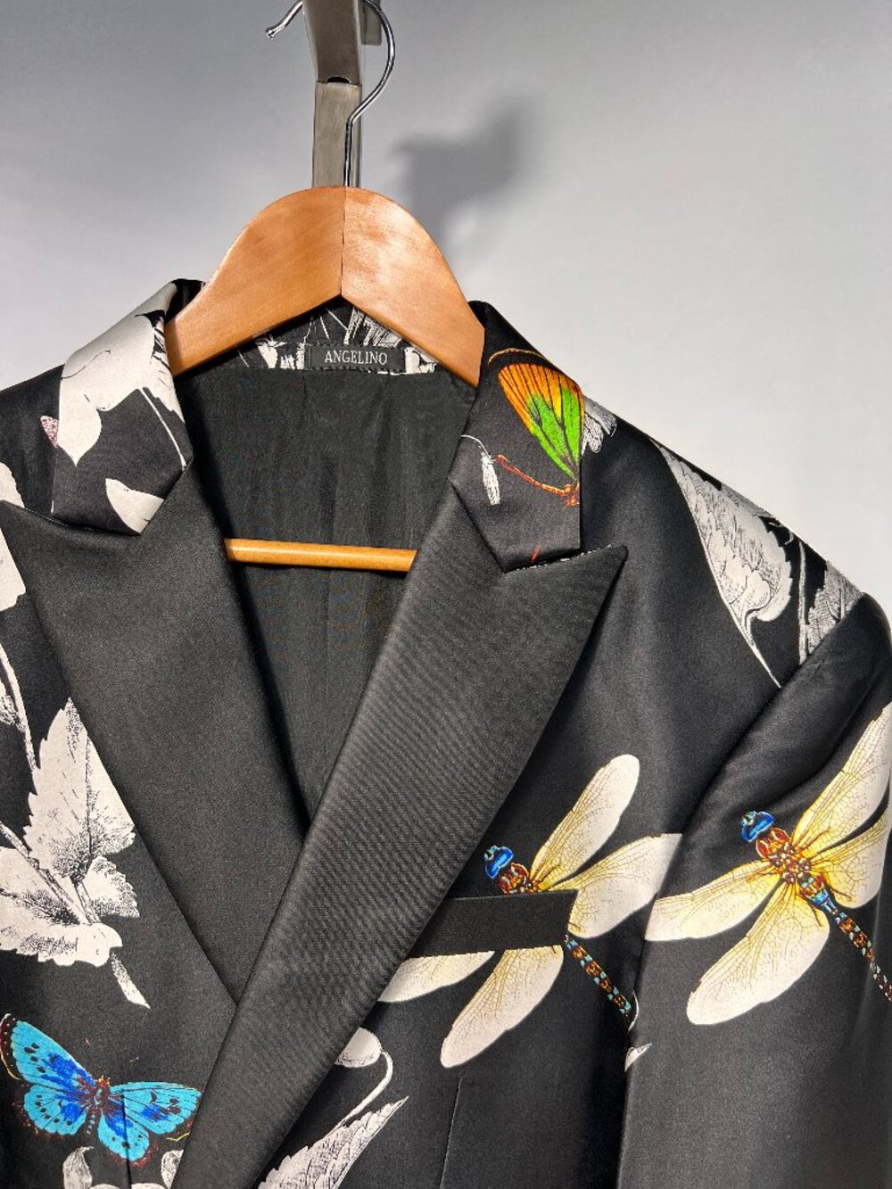 ANGELINO Men's Luxury Hand-Printed Silk Blazer -Prom - Tuxedo SIZE 42 NWT